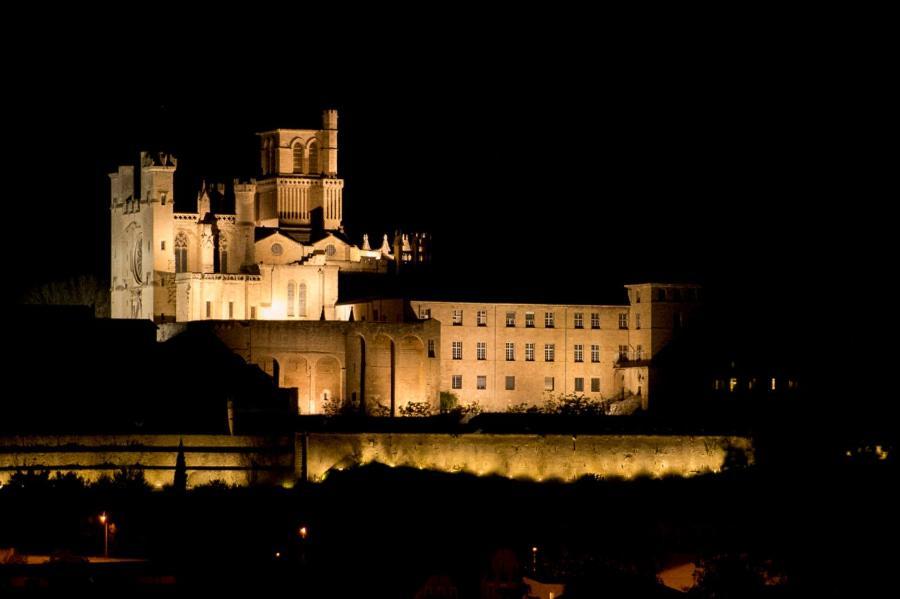 Hotel Du Champs De Mars Béziers Eksteriør billede